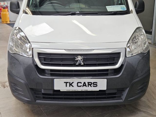 Image for 2018 Peugeot Partner 