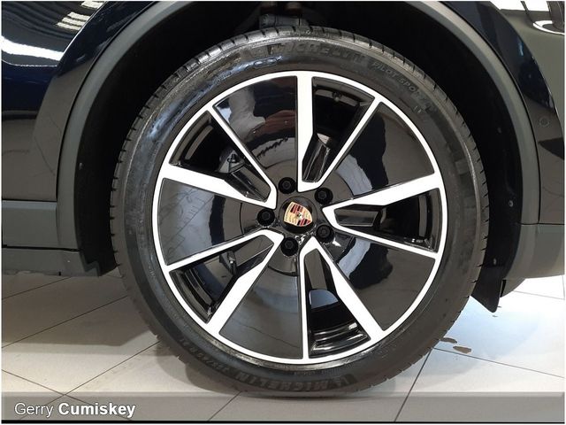 Image for 2024 Porsche Macan *€21000 of Extras*BIG BATTERY Electric 300kW 4 100kWh 