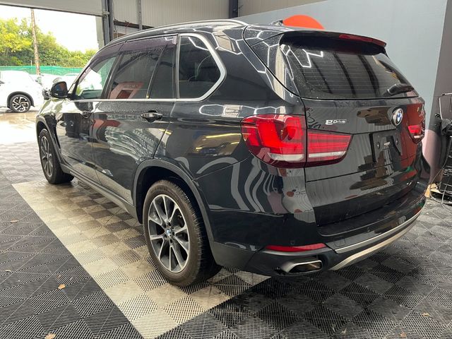 Image for 2016 BMW X5 2016 BMW X5 4WD XDRIVE 40E 53K KM AUTOMATIC 2.0/ CRUISE CONTROL / 360 CAMERA / ELECTRIC MEMORY & HEATED SEATS / AMBIENT LIGHTS / PADDLE SHIFTERS / PANORAMIC SUNROOF AND MORE