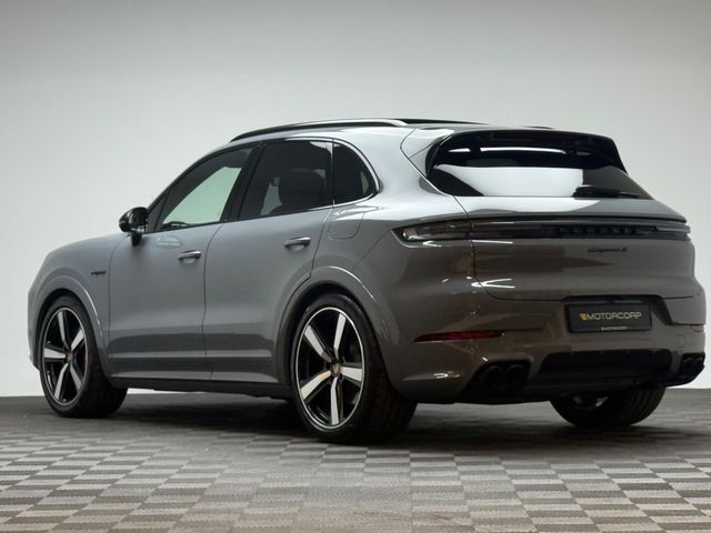 Image for 2026 Porsche Cayenne S BLACK EDITION V6 E-HYBRID