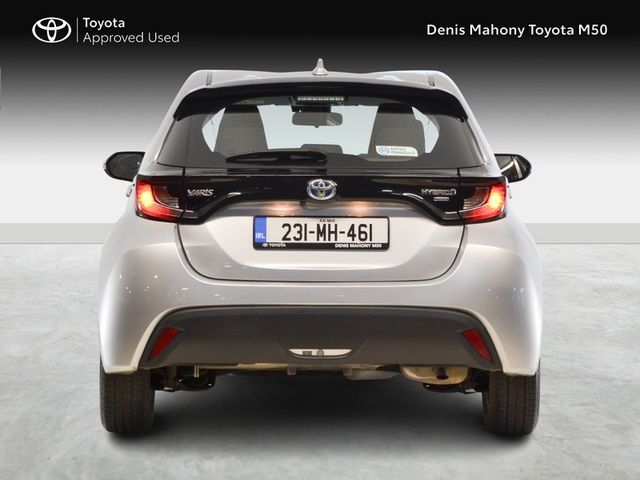 Image for 2023 Toyota Yaris Hybrid Luna Auto