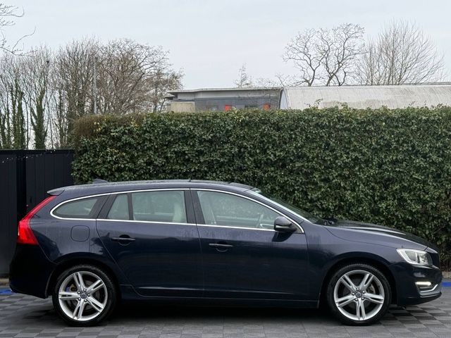Image for 2018 Volvo V60 D4 CLASSIC 2.0 D // SERVICE HISTORY // OPENING SUNROOF // ADAPTIVE CRUISE CONTROL