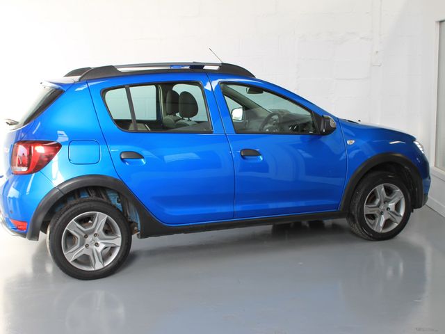 Image for 2017 Dacia Sandero 0.9tce (90) Laureate S/S 5DR