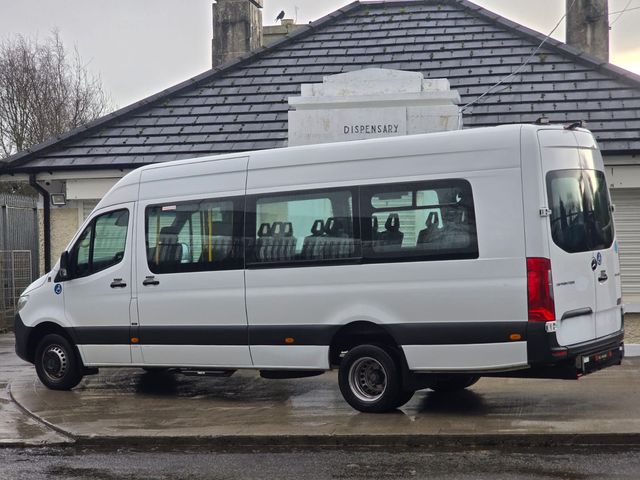 Image for 2021 Mercedes-Benz Sprinter 17 Seat Wheelchair vehicle
