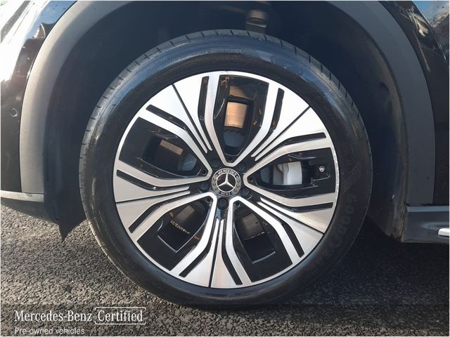 Image for 2024 Mercedes-Benz EQE EQE 300 SUV Electric Art Exterior--Diamond Grille, Side Steps