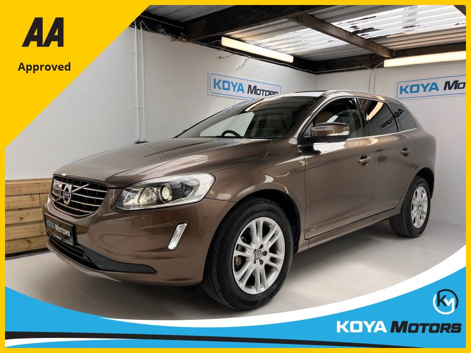 Image for 2016 Volvo XC60 D4 2.0 DIESEL SE LUXURY PREMIUM AUTO // TOP SPEC // FULL ELECTRIC LEATHER // CRUISE CONTROL // ELECTRIC TAILGATE // REVERSING CAMERA // LANE ASSIST // COLLISION WARNING SYSTEM // STUNNING JEEP
