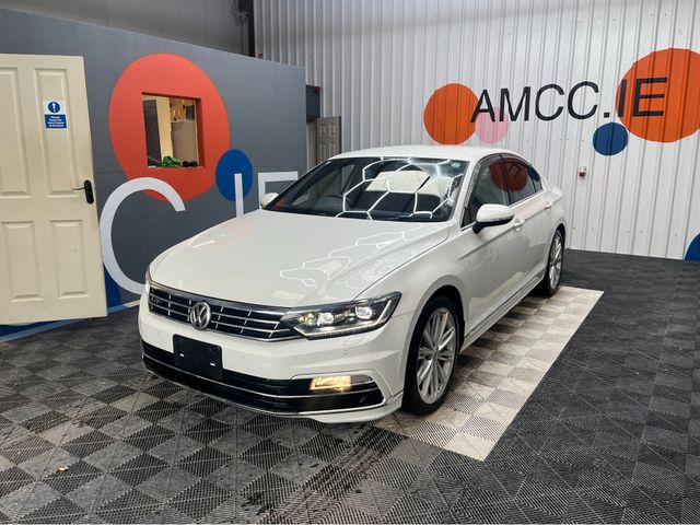 Image for 2017 Volkswagen Passat 2017 VOLKSWAGEN PASSAT 2.0 TSI R-LINE AUTOMATIC PETROL / 77K KMS / ADAPTIVE CRUISE CONTROL, HEATED SEATS, REVERSE CAMERA & MORE