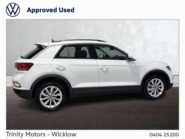 Image for 2026 Volkswagen T-Roc ** EDITION 75 ** 2.0TDI ** MANUAL ** 116HP ** STUNNING SUV ** TRINITY VOLKSWAGEN **