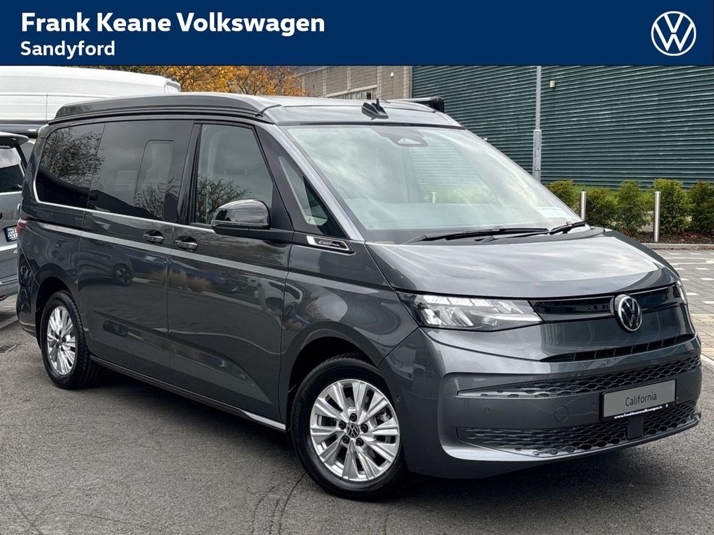 Image for 2025 Volkswagen California COAST AUTO 2.0TDI 150BHP *4.9% FINANCE AVAILABLE* *FOLDING TRAILER HITCH* *APPLE CARPLAY/ANDROID AUTO* *REAR VIEW CAMERA* *FRONT AND REAR PARKING SENSORS*