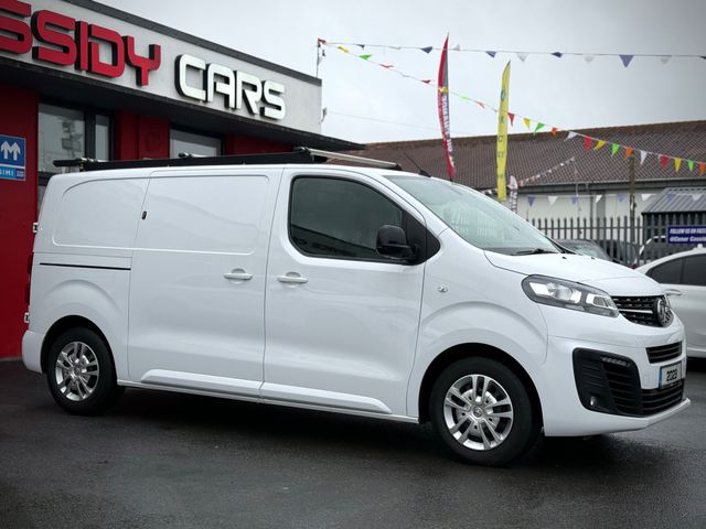 Image for 2023 Vauxhall Vivaro L1H1 F2700 SPORTIVE S/S // SAME DAY FINANCE // 1 OWNER //