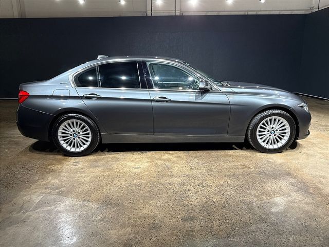 Image for 2016 BMW 3 Series 2.0 HYBRID AUTOMATIC - HEATED SEATS - CRUISE CONTROL - CREAM LEATHER INTERIOR