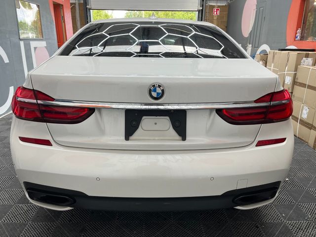 Image for 2017 BMW 7 Series 2017 BMW 740E iPERFORMANCE 2.0 AUTOMATIC / CRUISE CONTROL / 360 CAMERA / ELECTRIC MEMORY MASSAGING & HEATED SEATS / PADDLE SHIFTERS / AMBIENT LIGHTS / PANORAMIC SUNROOF AND MORE