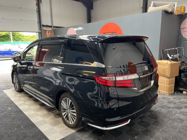 Image for 2018 Honda Odyssey 2018 HONDA ODYSSEY HYBRID ABSOLUTE 2.0 AUTOMATIC / CRUISE CONTROL / REVERSE CAMERA / ELECTRIC SEATS / ELECTRIC & AUTOMATIC DOORS / 7 SEATS OPTION AND MORE