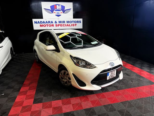 Image for 2021 Toyota Aqua 6AA NHP10