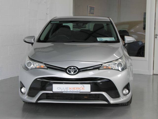 Image for 2016 Toyota Avensis 1.6D Luna Navi 4DR