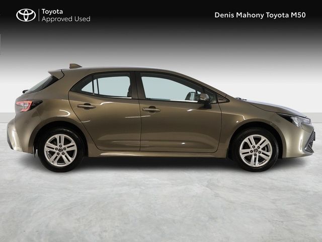 Image for 2023 Toyota Corolla Luna Hybrid Hatchback