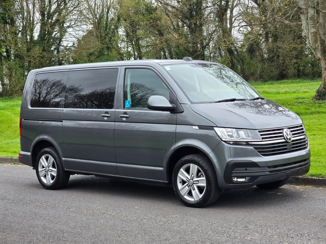 Image for 2024 Volkswagen Transporter SHUTTLE SE TDI