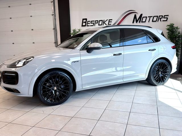 Image for 2023 Porsche Cayenne V6 PLATINUM EDITION
