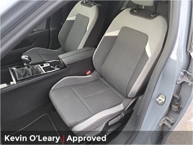Image for 2025 Opel Astra 1.2T Elegance 130PS