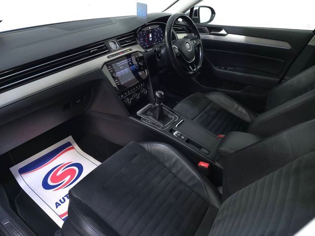 Image for 2020 Volkswagen Passat 2.0 TDI 150HP Highline