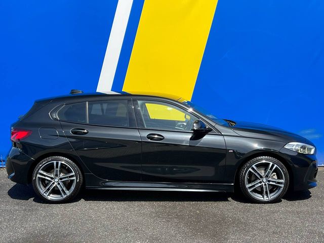 Image for 2022 BMW 1 Series 118d M-SPORT 2.0 AUTO // 18" DIAMOND CUT ALLOYS // 360 DEGREE SURROUND PARKING SENSORS // WIRELESS CHARGING BAY