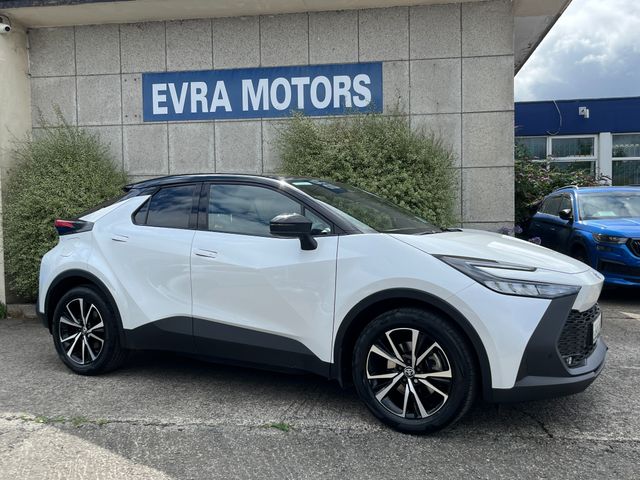 Image for 2024 Toyota C-HR SPORT+ PLUG IN HYBRID AUTOMATIC 2.0 PETROL //HIGH SPEC//PANORAMIC GLASS ROOF//HEATED SEATS AND STEERING WHEEL//REVERSE CAMERA//KEYLESS ENTRY//