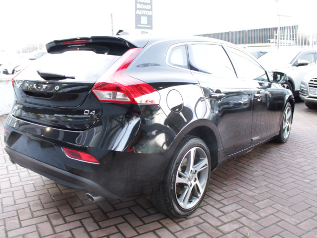 Image for 2016 Volvo V40 2.0D4 DYNAMIQUE EDITION 5DR HATCHBACK AUTOMATIC // 1 OWNER CAR WITH ONLY 56, 000 KMS IN AS NEW CONDITION // BUY WITH CONFIDENCE AA AND SIMI APPROVED DEALER 2026 // FINANCE ARRANGED // TRADE INS WELCOM