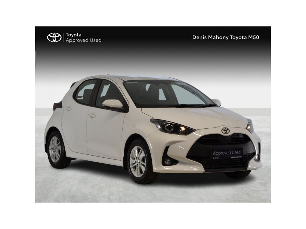 Image for 2025 Toyota Yaris Luna Sport Hybrid Auto