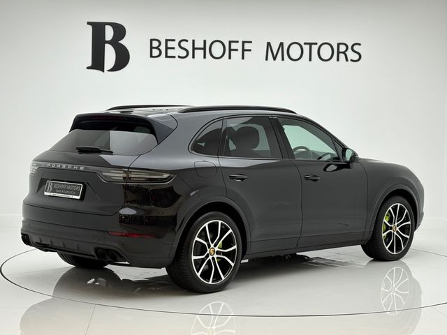 Image for 2018 Porsche Cayenne 3.0 V6 E-HYBRID=LOW MILES//HUGE SPEC=PAN ROOF//FULL PORSCHE SERVICE HISTORY=182 D REG=PREVIOUSLY SUPPLIED BY OURSELVES//TAILORED FINANCE PACKAGES AVAILABLE=TRADE INS WELCOME