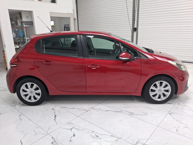 Image for 2016 Peugeot 208 1.2 Puretech 82 bhp Access 5dr