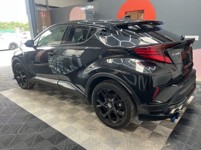 Image for 2021 Toyota C-HR 2021 TOYOTA C-HR G MODE NERO PLUS 1.8 HYBRID AUTOMATIC / CRUISE CONTROL / PARKING CAMERA AND MORE
