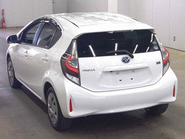 Image for 2020 Toyota Aqua 1, 5 HYBRID AUTOMATIC - REAR CAMERA/PARKING RADAR