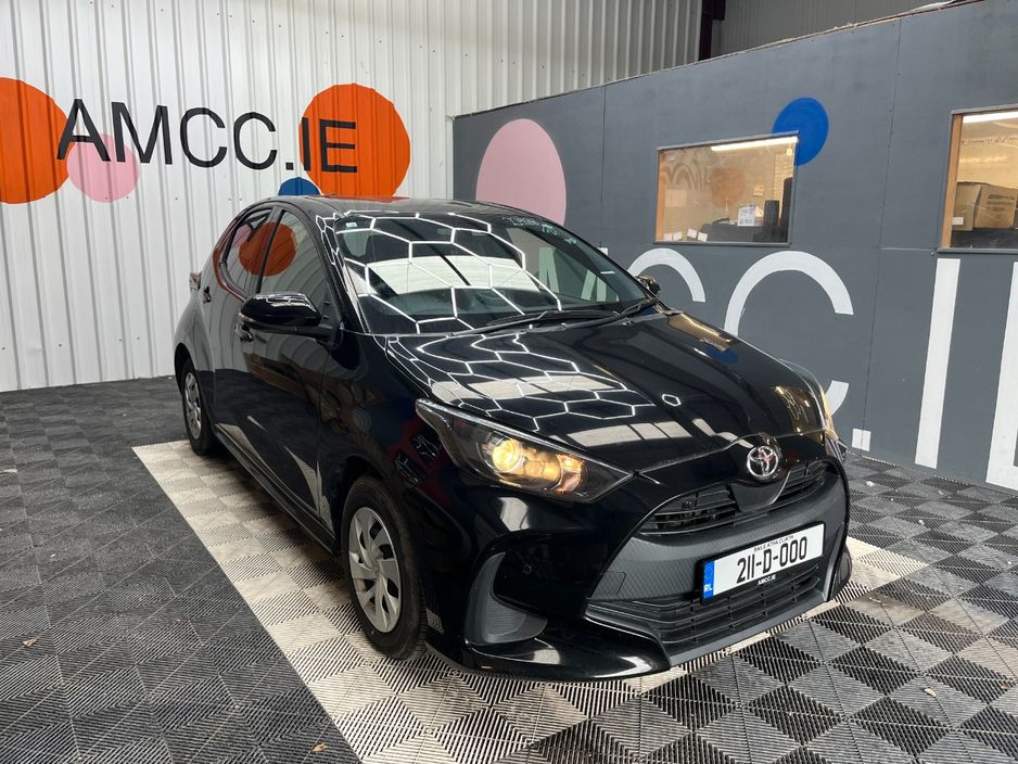 Image for 2021 Toyota Yaris 2021 TOYOTA YARIS X 1.0 AUTOMATIC / REVERSE CAMERA AND MORE