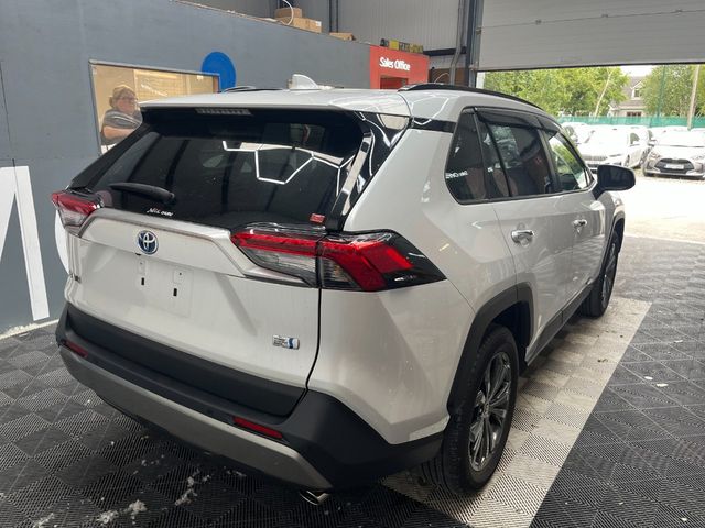 Image for 2024 Toyota Rav4 2024 TOYOTA RAV4 HYBRID G 2.5 AUTOMATIC / CRUISE CONTROL / REVERSE CAMERA / ELECTRIC MEMORY & HEATED SEATS AND MORE