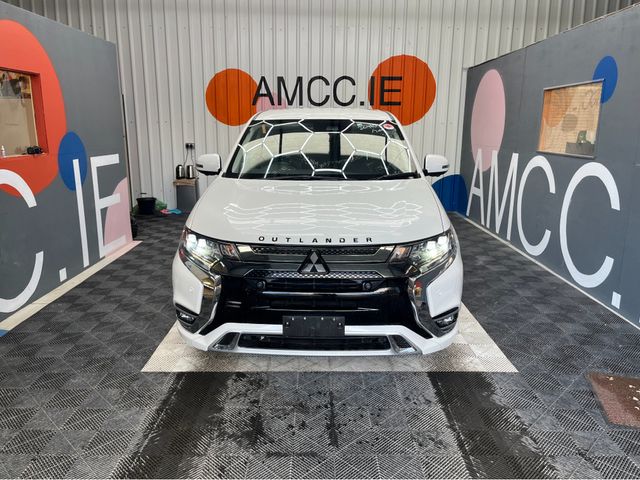 Image for 2020 Mitsubishi Outlander €24950 OUTLANDER 2.4 HYBRID / 77k KMs / HEATED SEATS + WHEEL , REVERSE CAMERA , ADAPTIVE CRUISE & MORE