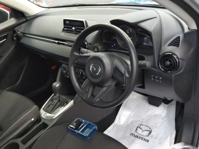 Image for 2024 Mazda Mazda2 1.5 AUTOMATIC - LANE DEPARTURE WARNING