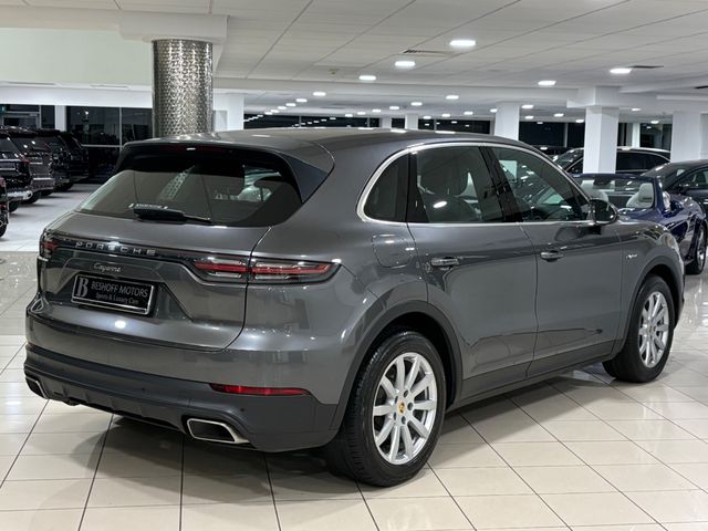 Image for 2022 Porsche Cayenne 3.0 V6 E-HYBRID=1 OWNER//IRISH JEEP//€150 ROAD TAX=FULL PORSCHE SERVICE HISTORY=TAILORED FINANCE PACKAGES AVAILABLE=TRADE IN'S WELCOME