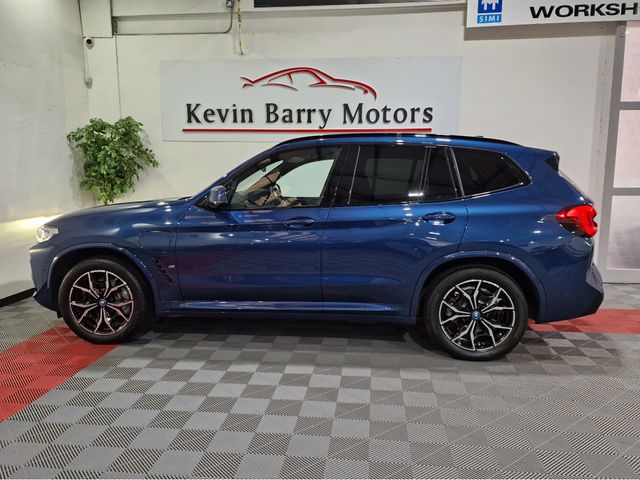 Image for 2023 BMW X3 30E M SPORT (TECH PACK) X-DRIVE AUTOMATIC **ONE OWNER / APPLE CARPLAY / CRUISE CONTROL / GESTURE CONTROL / HARMAN KARDON SOUND / HEAD UP DISPLAY / REVERSE CAMERA / SAT NAV / WIRELESS PHONE CHARGING**