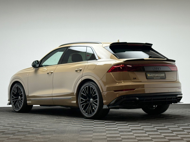 Image for 2025 Audi Q8 S LINE 55 TFSI E BLACK EDITION 