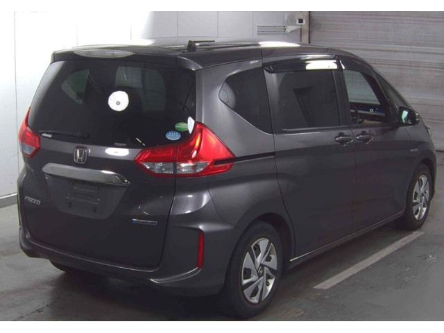 Image for 2016 Honda Freed 1.5 Petrol Hybrid Auto