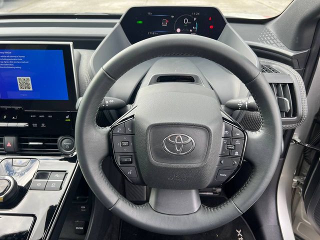 Image for 2024 Toyota bZ4X MOTION 71.4KWH // PANORAMIC SUNROOF // 360 PARKING CAMERAS // HEATED SEATS