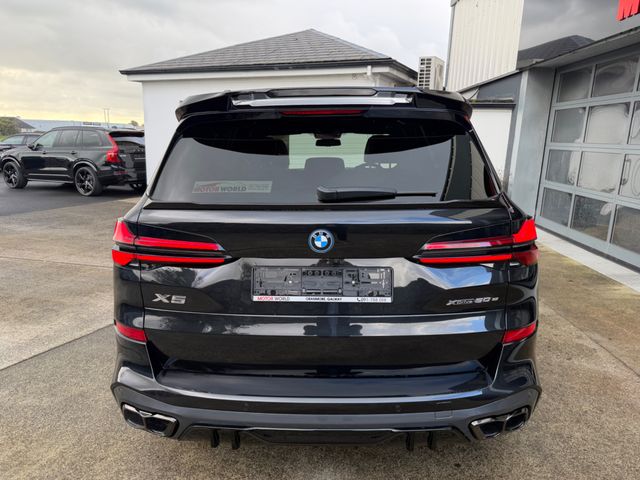 Image for 2025 BMW X5 X DRIVE 50E M SPORT PRO & TECH PACKS