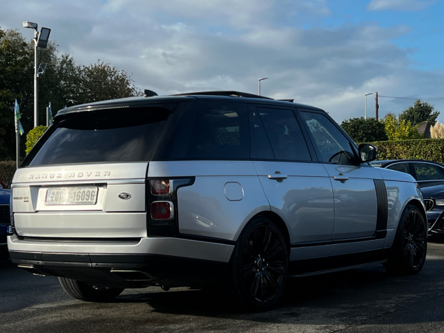 Image for 2020 Land Rover Range Rover P400E VOGUE SE AUTO *HUGE SPEC*