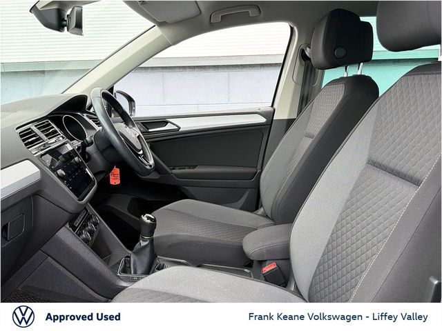 Image for 2020 Volkswagen Tiguan COMFORTLINE 1.5 TSI 130HP *ONE OWNER FROM NEW* *TUNGSTEN SILVER METALLIC* *CARPLAY & ANDROID AUTO* *12 MONTHS FRANK KEANE WARRANTY* *FINANCE AVAILABLE*