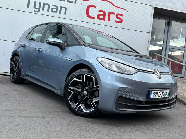 Image for 2022 Volkswagen ID.3 ro 58KWH Life, 19" Alloys, Climate Control, Heated Seats, CarPlay, Cruise Control - First registered in April 2022 - Trade in Price €21, 999.