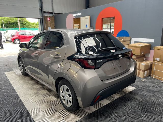 Image for 2021 Toyota Yaris 2021 TOYOTA YARIS X 1.0 AUTOMATIC / REVERSE CAMERA AND MORE