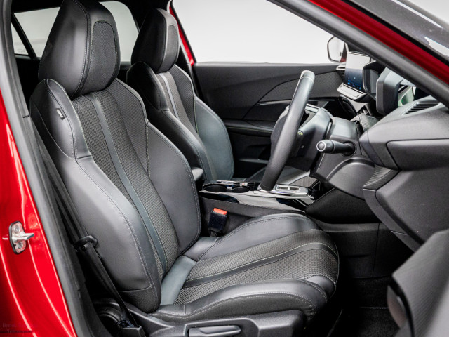 Image for 2024 Peugeot 2008 E-GT 50kWh 136HP