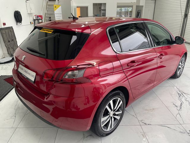 Image for 2018 Peugeot 308 
