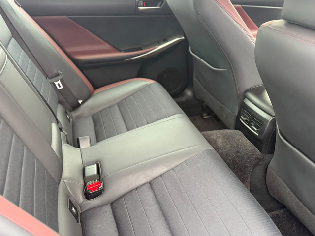Image for 2018 Lexus IS 300h HYBRID- ONLY 68KMS
