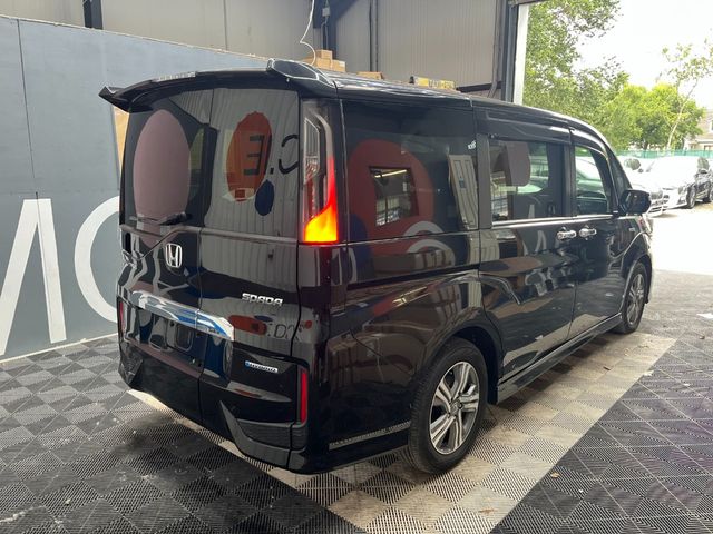 Image for 2019 Honda Stepwagon 2019 HONDA STEPWAGON SPADA HYBRID 2.0 AUTOMATIC / CRUISE CONTROL / PARKING CAMERA / ELECTRIC & AUTOMATIC DOORS / 7 SEATS OPTION AND MORE